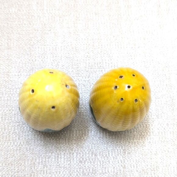 Vintage MCM Corn On The Cob Salt and Pepper Shakers - Picture 4 of 8